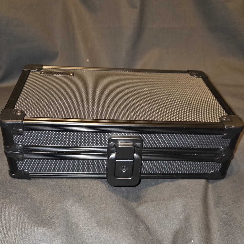 Vaultz Solid Black For School Supplies and Pencil Box 8.5 X 5.5 X 2.5"